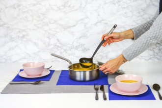 Koken en boodschappen doen: zo simpel en toch noodzakelijk in de thuiszorg